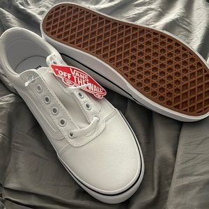 Brand new pair of Vans never worn